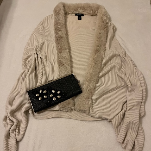 White House Black Market Faux Fur Cover Up - Picture 8 of 12
